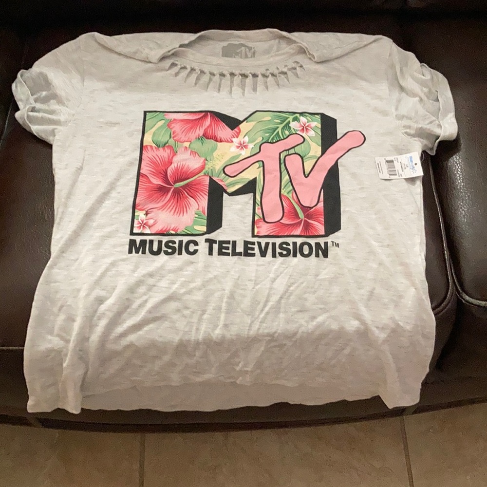 Cool graphic T